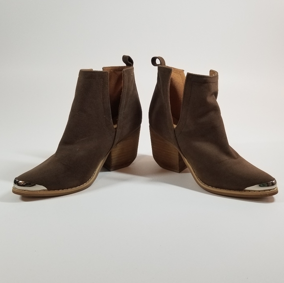 🕶️ Tan/Brown Booties size - Picture 2 of 8